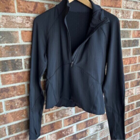 Lululemon * Always Alert 1/2 Zip Black 8 - Picture 4 of 15